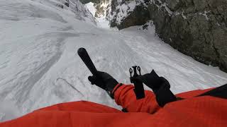 slot couloir Snoqualmie pass backcountry skiing not the best conditions not the worst [upl. by Jonie]