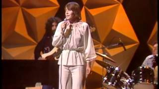 HELEN REDDY AT THE MIDNIGHT SPECIAL 1973  DELTA DAWN [upl. by Dixil]