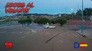 Pillado derrapando en una rotonda 😮  Locos al volante 28  Dashcams España [upl. by Prince]