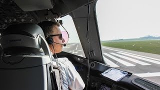 Cockpit view  Boeing 787 Dreamliner TakeOff Brussels Airport Zaventem TuiFly [upl. by Vocaay]