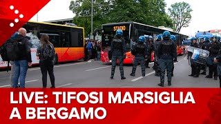 LIVE Tifosi del Marsiglia a Bergamo per la gara contro lAtalanta diretta video [upl. by Griffie]