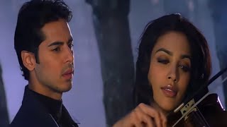 Aapke Pyaar Mein Hum Savarne Lage  Dino Morea amp Malini Sharma  Alka  Mere Itne Karib Maat Aao [upl. by Drapehs630]