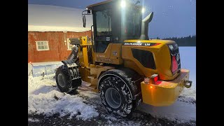 Plowing snow with Multiloader L25 Mars 2023 [upl. by Marra995]