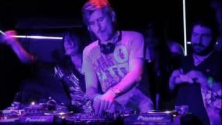 KAVINSKY Testarossa Autodrive  Signatune  Live  Social Club [upl. by Ilocin]