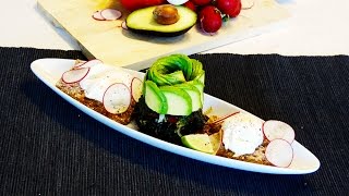 Pochierte Eier mit Spinat und Avocado  Laz uns kochen [upl. by Pollack873]