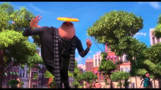 Despicable Me 2  Frisbee Freestyle  Happy by Pharrell Williams [upl. by Zeugirdor]