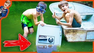 ABANDONED SAFE FOUND IN OUR NEIGHBORS POND LOOKS JUST LIKE CARTER SHARER SAFE  The Adventurers [upl. by Ariom]