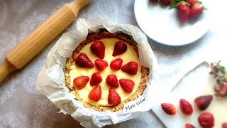 Torta fredda con crema pasticcera e fragole e base di biscotti [upl. by Lenzi]