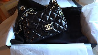 Unboxing Chanel 23B Wavy CC Small Hobo Black🖤 [upl. by Wyn]