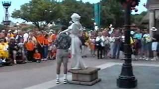 Disney World Living Statue in Epcots World Showcase  Italy [upl. by Sigmund]