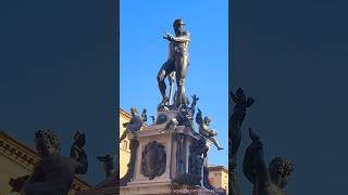 Fontana di Nettuno  der Neptunbrunnen in Bologna [upl. by Notsla607]