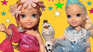 Anna and Elsa toddlers play dressups with Olaf at Ice Castle Ep8  Toys In Action [upl. by Skolnik]