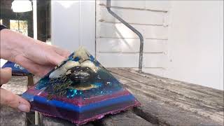 Orgonite piramide resin demolding [upl. by Urbanna]