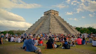 Equinoccio Kukulcán desciende a la Tierra  National Geographic en Español [upl. by Einiar686]