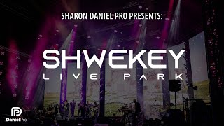 מחרוזת חופה  שוואקי לייב פארק  Chuppah Medley  Shwekey Live Park [upl. by Amalee]