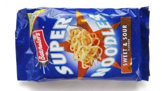 No4124 Batchlors Super Noodles UK Sweet amp Sour Flavour [upl. by Ydarg574]