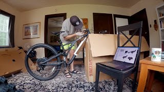 Specialized Stumpjumper Alloy 2022 Unboxing amp Amateur Assembly [upl. by Anelad]