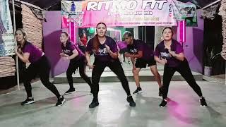 Chimbala  PAPI REMIX ✨️✅️cardiofit baile dance bailefitness challenge [upl. by Cai204]