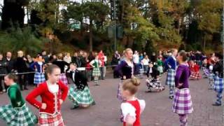 The International Gathering of Scottish Highland Dancers Disneyland Paris Preparade 131111 [upl. by Tteirrah]