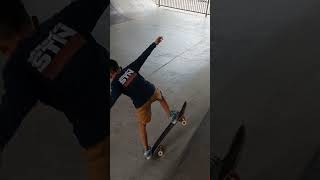 😎🙌🏻 skateboarding thrasher skateforfun adidasskateboarding skatepark volcom [upl. by Orrocos301]