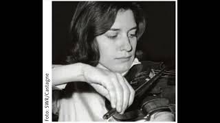 Pina Carmirelli amp Edith Peinemann Bach Concerto for 2 Violins in D minor Vienna Festival 1960 [upl. by Noillimaxam]