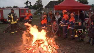 Perleberg Traditionsfeuer der Freiwilligen Feuerwehr Perleberg [upl. by Enelyam]