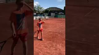 Niklas Kochta „Kyrgios“ Nr 2 😂 kyrgios tennistrick tennispro tennisfun tenniskids [upl. by Arni]