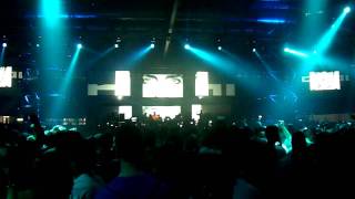 Sven Vath Start Set  Time Warp Italy 1102011 plays Osunlade  Envision Ame Remix [upl. by Nol]