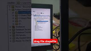 Drag Shapefile to Layer Arcgis [upl. by Kavanaugh]