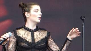 Lorde  Royals – Outside Lands 2017 Live in San Francisco [upl. by Aeniah254]