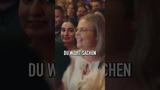 Er lügt 😂 comedy witze emmveecomedy standupcomedy komisch standup witzig funny humor [upl. by Cahilly553]