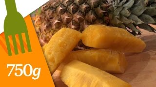 Comment choisir et éplucher un ananas   750g [upl. by Brenan988]