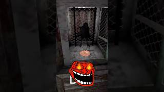 Kill crow 🐦‍⬛ granny shorts granny3 grannygame lol viralvideo grannysquare shortsfeed [upl. by Teik]