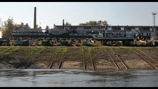 Vorbeifahrt an der Schiffswerft Dresden Laubegast im Oktober 2024 an Bord des Raddampfer PIRNA [upl. by Stagg919]