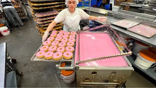 How Las Vegass MOST FAMOUS Donuts are Made Behind the Scenes [upl. by Elfrida]