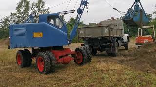 Fuchs Seilbagger 301 beläd SAURER D290 B [upl. by Naylor949]