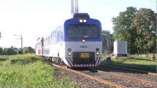 COCHE MOTOR TREN BINACIONAL EN PILAR [upl. by Terrena]