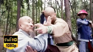 The enemy didnt realize that the 80yearold monk was a master of Shaolin Kung fu [upl. by Saint]