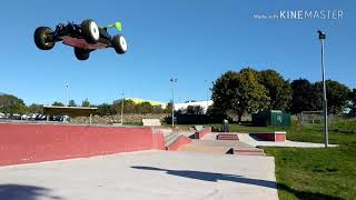 Thunder Tiger EB4 S2 brushless at the skatepark [upl. by Ecnesse83]