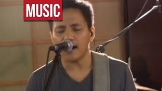 Ebe Dancel  quotKwartoquot Live [upl. by Keller959]