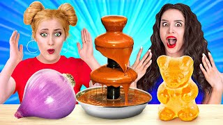 SCHOKOLADENFONDUE FOODCHALLENGE  Echtes Essen VS Schokolade von 123 Go LIKE [upl. by Ginnifer]