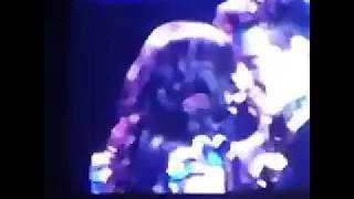 Beso Lutteo Karol y Ruggero Soy Luna en Concierto 310317 2F [upl. by Leinnad222]