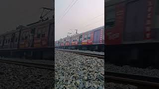 Howrah junctionspeed indianrailways trendingshorts [upl. by Resee264]