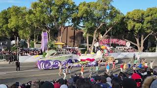 2024 rose parade float visit lauderdale with live performance [upl. by Adnohs215]