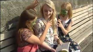 Evanna Lynch Irish tv Interview 2011 [upl. by Sami]