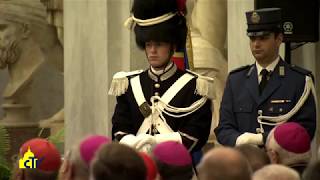 Vatican Magazine quotVegliare sul Papa da 200 anni e oltrequot 03112017 [upl. by Tonneson]