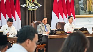 Pengantar Presiden Prabowo pada Sidang Kabinet Paripurna Kantor Presiden 6 November 2024 [upl. by Lampert613]