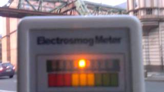 Mobilfunk ESmog Messung WUPPERTAL Elektrosmog Meßgerät ED7 EMF Meter PT2 [upl. by Barcellona101]