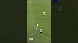 VEJA O GOLAÇO DO GERSON CONTRA A SELEÇÃO DO URUGUAI futebol selecaobrasileira gerson flamengo [upl. by Lapointe218]