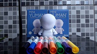 Mini Yuman  Boneco em branco de colorir  DIYTod  Canetas laváveis Crayola [upl. by Yenahc819]